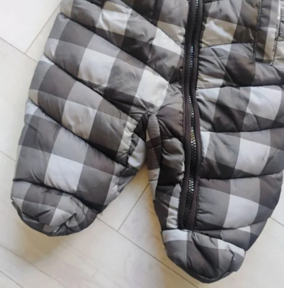 VOLCOM Baby NEW Quilted Puffer Fleece Lined Snowsuit - Picture 8 of 13